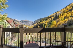 Slopeside Paradise Penthouse At Lift 7, Views, Fireplace, Deck, Hot Tu