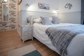 The Old Spa - 2 Bedroom Cottage - Pleasant Valley