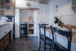 The Old Spa - 2 Bedroom Cottage - Pleasant Valley