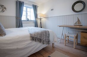 The Old Spa - 2 Bedroom Cottage - Pleasant Valley