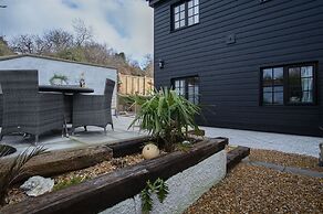 The Old Spa - 2 Bedroom Cottage - Pleasant Valley