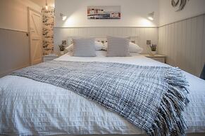 The Old Spa - 2 Bedroom Cottage - Pleasant Valley