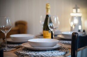 The Old Spa - 2 Bedroom Cottage - Pleasant Valley