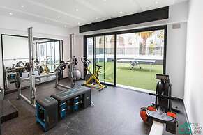 Sunset 303 Brand new apt With gym in Lac 1