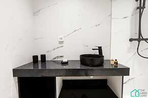 Sunset 202 Luxury With gym Club in Lac 1