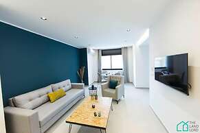 Sunset 202 Luxury With gym Club in Lac 1