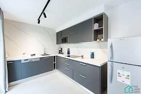 Sunset 202 Luxury With gym Club in Lac 1