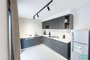 Sunset 202 Luxury With gym Club in Lac 1