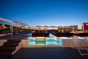 Bianco a Nero Mykonos