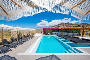 Bianco a Nero Mykonos