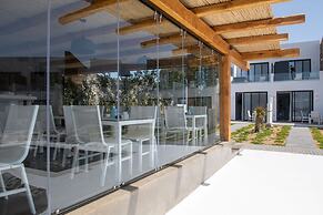 Bianco a Nero Mykonos