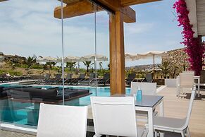 Bianco a Nero Mykonos