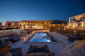 Bianco a Nero Mykonos