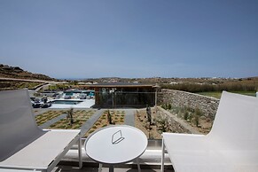 Bianco a Nero Mykonos