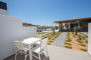 Bianco a Nero Mykonos