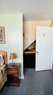 Chateau Country Inn