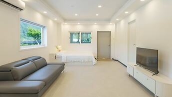 Gapyeong Haneul Sanchaek Poolvilla Pensi