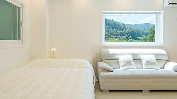 Gapyeong Haneul Sanchaek Poolvilla Pensi
