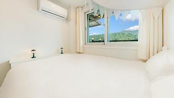 Gapyeong Haneul Sanchaek Poolvilla Pensi