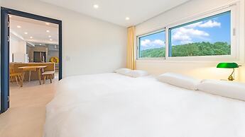 Gapyeong Haneul Sanchaek Poolvilla Pensi