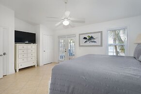 Waterfront Luxury Villa With Sunset Views And Boat Slip 3 Bedroom Town