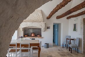 3161 Masseria del Poeta by Barbarhouse