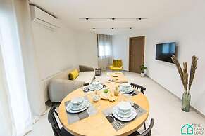 Sunset 203 Luxury apt With Gym in Lac1