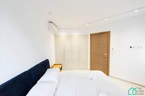 Sunset 203 Luxury apt With Gym in Lac1