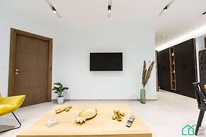 Sunset 203 Luxury apt With Gym in Lac1