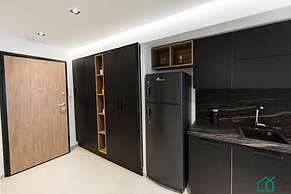 Sunset 203 Luxury apt With Gym in Lac1