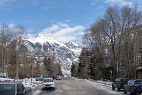 Lux Home W/ Gas Fireplace, Hot Tub, 8 Min To Lift 7 Bunk Room For Kids