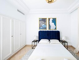 Zephyr Ultra Central Parking Nouveaux Meubles