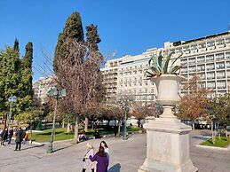 Elegant Apartment in Parliament Square