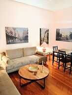 Elegant Apartment in Parliament Square