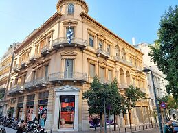 Elegant Apartment in Parliament Square