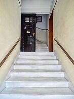 Elegant Apartment in Parliament Square