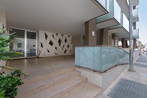 3158 Sterlizia House by Barbarhouse