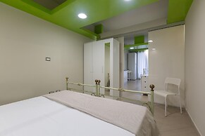 3158 Sterlizia House by Barbarhouse