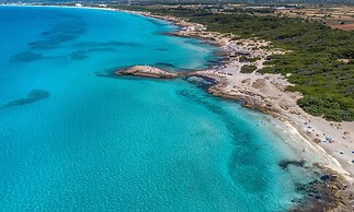 3158 Sterlizia House by Barbarhouse