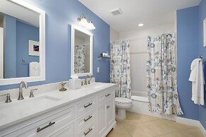 Waterfront Luxury Villa With Sunset Views And Boat Slip 3 Bedroom Town