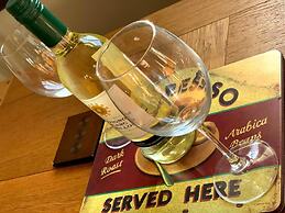 Beautiful Cosy Cottage in Aberporth