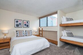 Space For All! Close To Lift 7, Fireplace, Hot Tub 3 Bedroom Condo by 