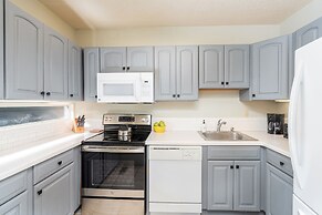 Space For All! Close To Lift 7, Fireplace, Hot Tub 3 Bedroom Condo by 