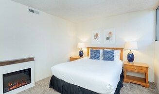 Space For All! Close To Lift 7, Fireplace, Hot Tub 3 Bedroom Condo by 