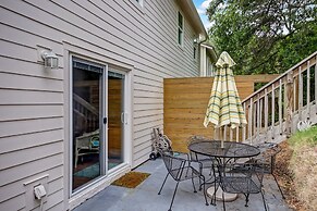2646b 1st Ave 3 Bedroom Townhouse by RedAwning