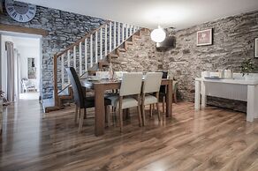 Fletcher Coach House - 3 Bedroom Cottage - Pendine