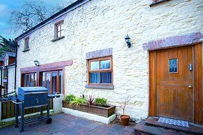 Fletcher Coach House - 3 Bedroom Cottage - Pendine