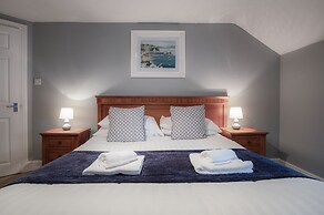 Fletcher Coach House - 3 Bedroom Cottage - Pendine