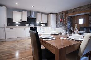 Fletcher Coach House - 3 Bedroom Cottage - Pendine