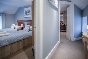 Fletcher Coach House - 3 Bedroom Cottage - Pendine